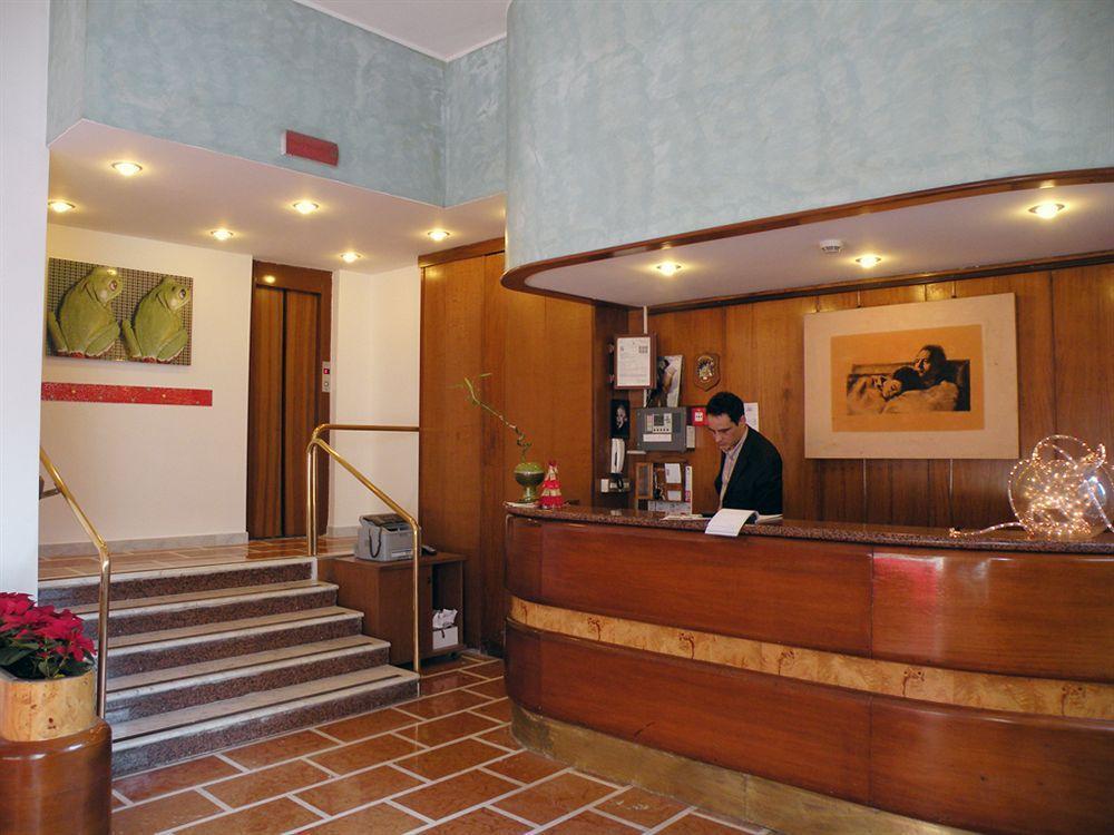Hotel Virgilio Milano Exterior foto